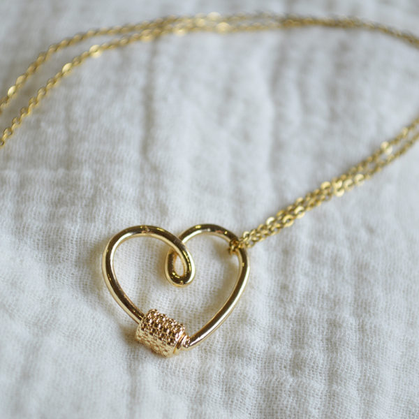 Collar Dije Corazón Gancho
