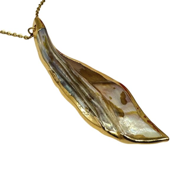 Collar Hoja Madre Perla