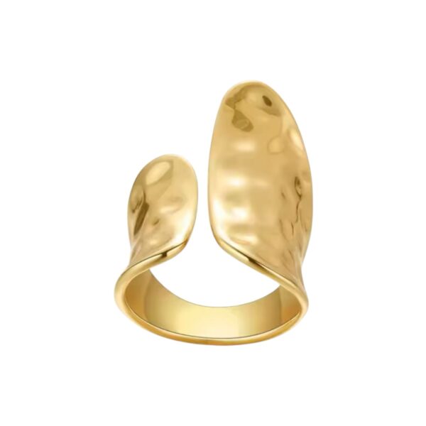 Anillo abierto martillado dorado - ajustable